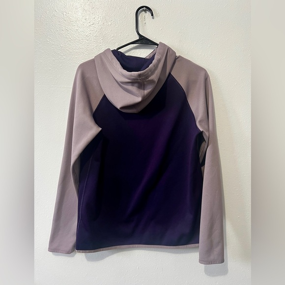 Nike Dri-Fit Lavender 'Swoosh' Logo Hooded Sweatshirt - Small - Picture 3 of 8
